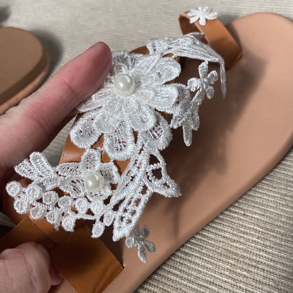 Women’s size 6 brand new white lace and bead sandals weddding - Picture 5 of 8